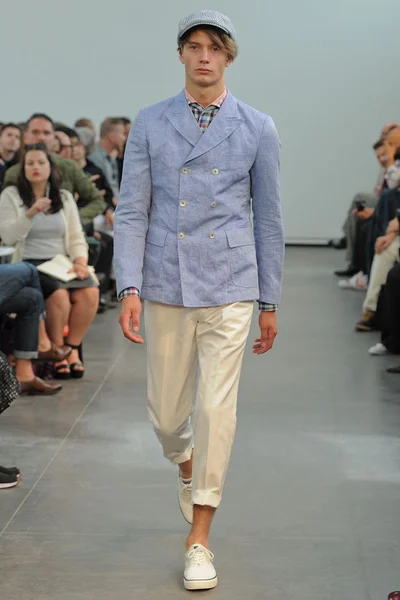 Look 36